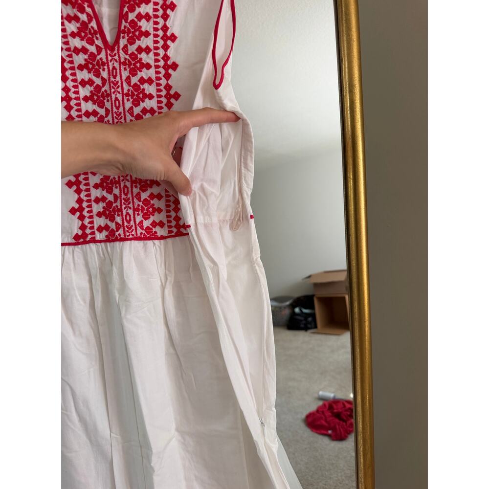 Vineyard Vines White Red Embroidered Maxi
Dress - Picture 5 of 11